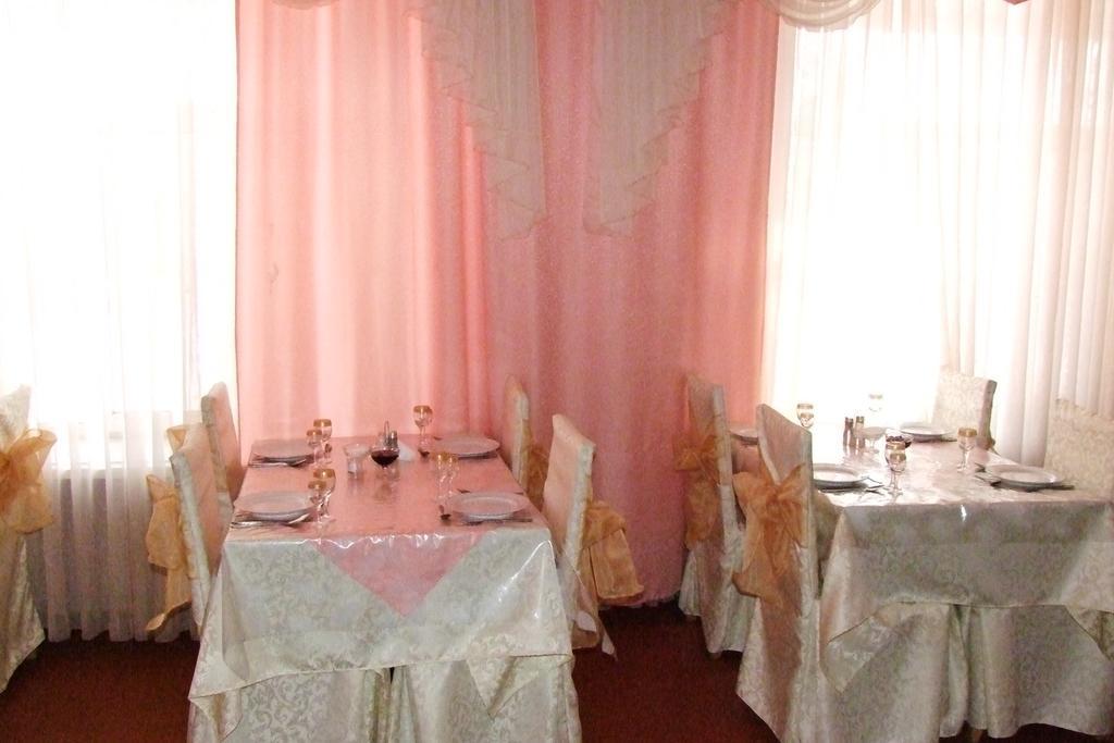 Otel Issyk-Kul Karakol Exterior foto