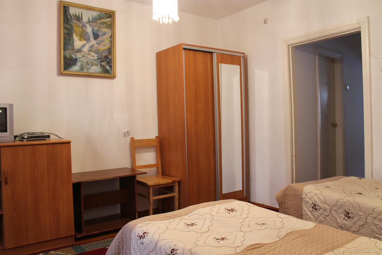 Otel Issyk-Kul Karakol Exterior foto