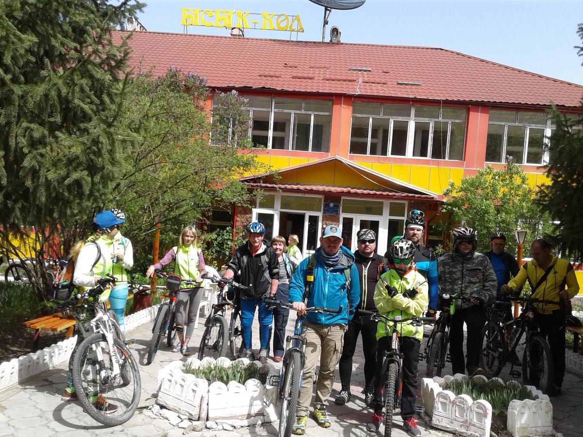 Otel Issyk-Kul Karakol Exterior foto